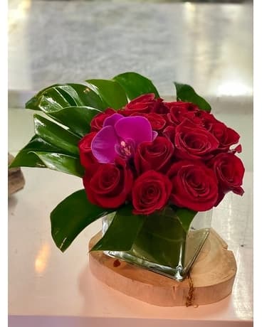 Red Rose Cube